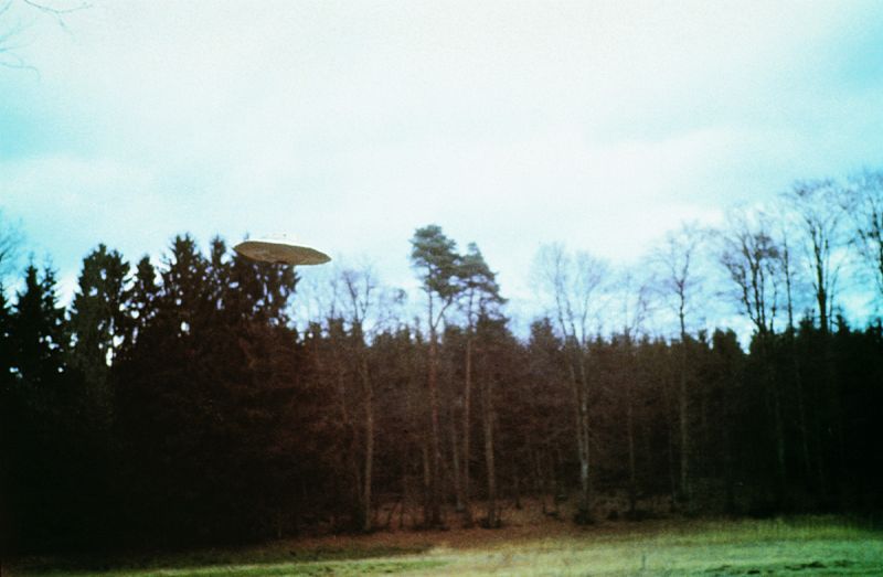 File:Semjase's Beamship-Image6.jpg