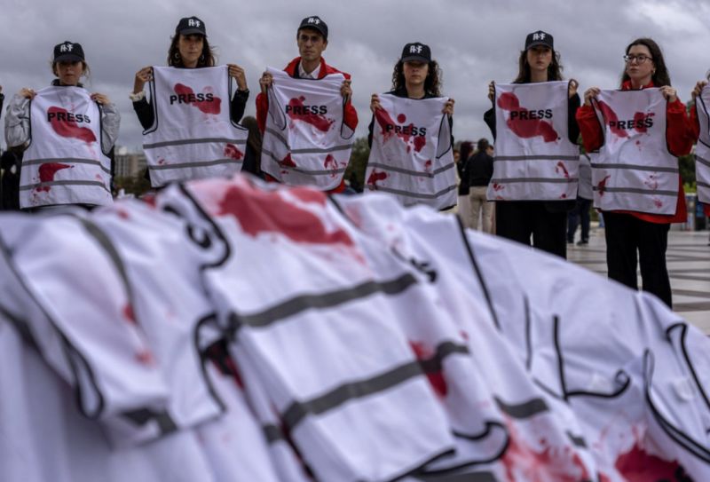 File:SESOTT127 Image4.jpg